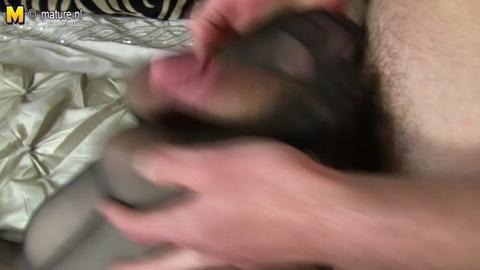 2925