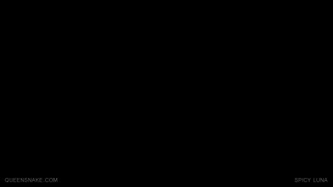 785